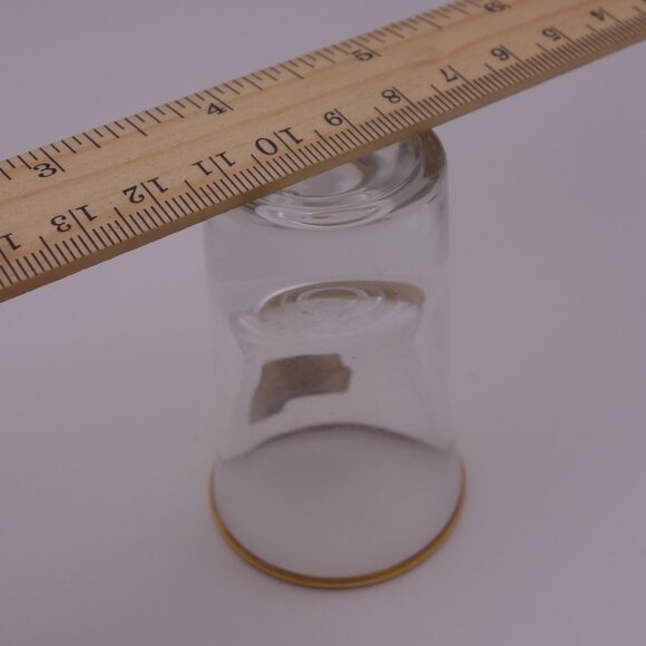 Roma Gold Rim Shot Glass with Metal Roma Coliseum Decoration - Picture 8 of 10